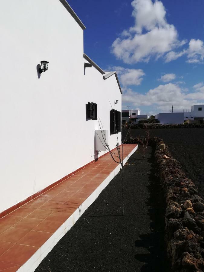Vivienda Vacacional La Canada Тинахо Екстериор снимка